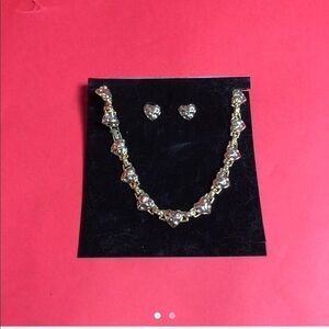 Heart shaped necklace and earrings set  🖤🤍​​​​​​​​​​​​​​​​​​​​​​​​